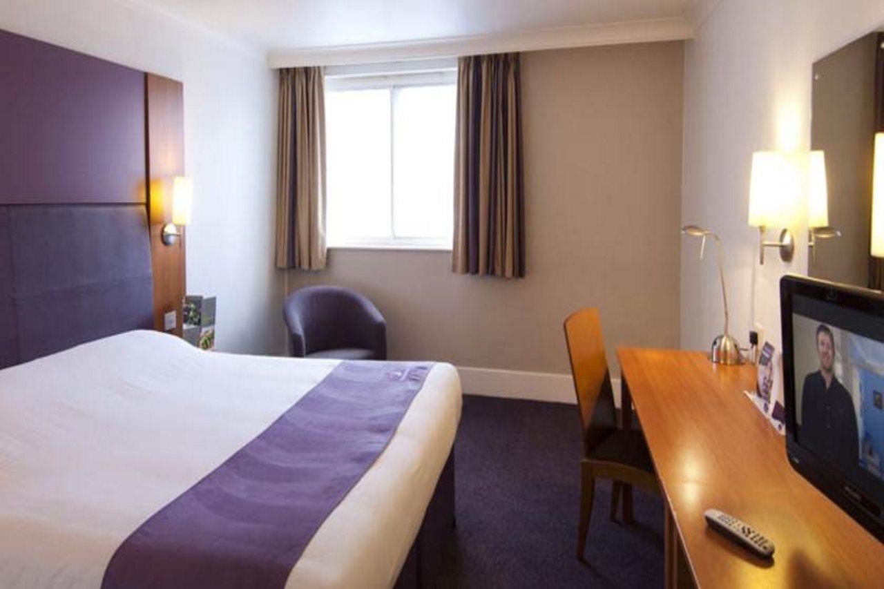 Premier Inn Edinburgh Central Zewnętrze zdjęcie